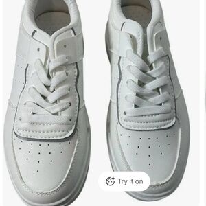PrettyLittleThing Classic White Athletic Shoes